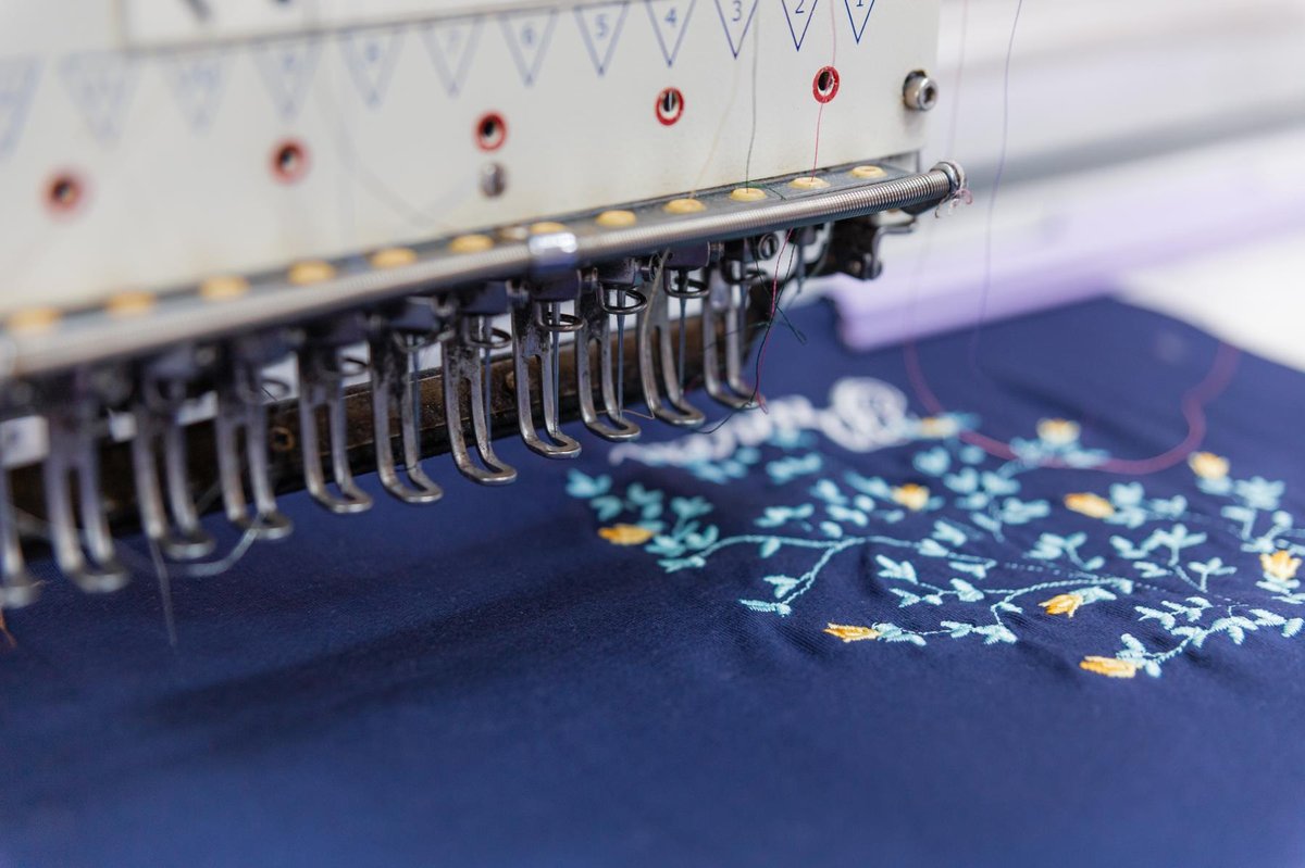 Multi-head embroidery machine at VIVA 1960